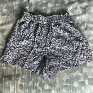 Abercrombie & Fitch Floral Linen Shorts